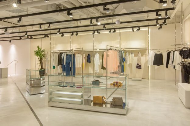 Retail Design Ideas – Runway Concept Store by Fabio Ferrillo | Archi ...