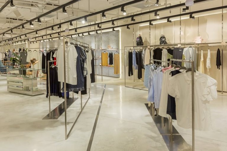 Retail Design Ideas – Runway Concept Store by Fabio Ferrillo | Archi ...