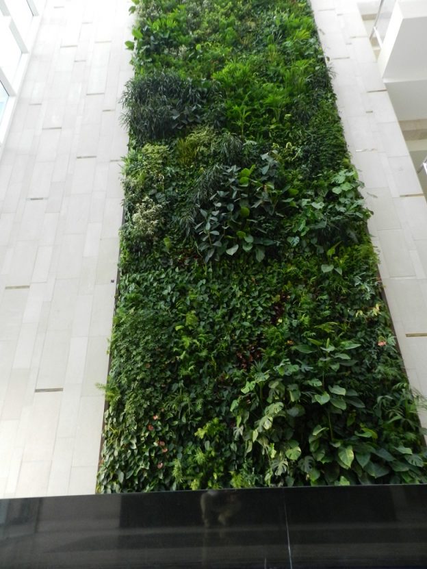 Vertical Gardens: Five Stunning Designs | Archi-living.com - Web ...